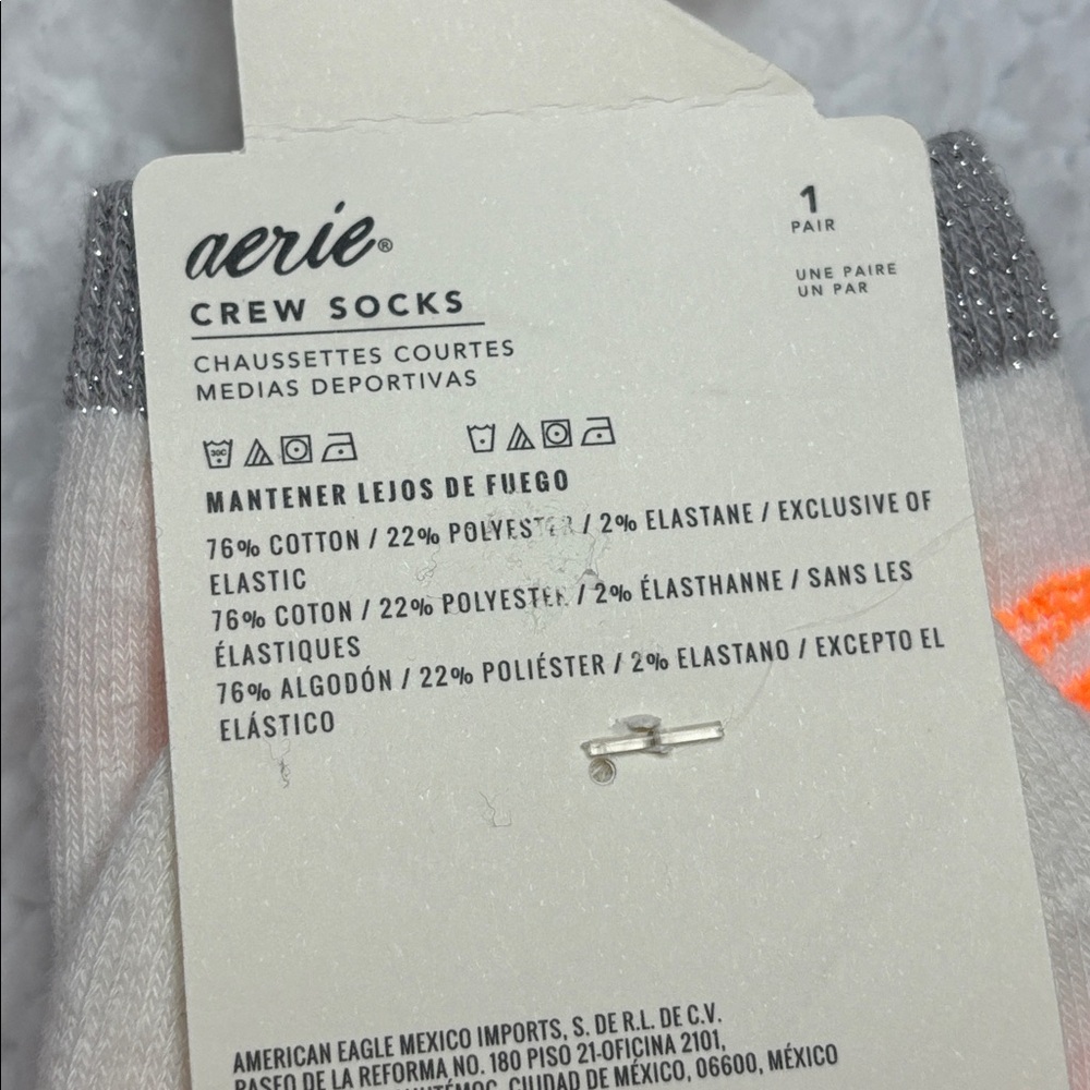 NWT Aerie Pumpkin Crew Socks - Picture 6 of 6